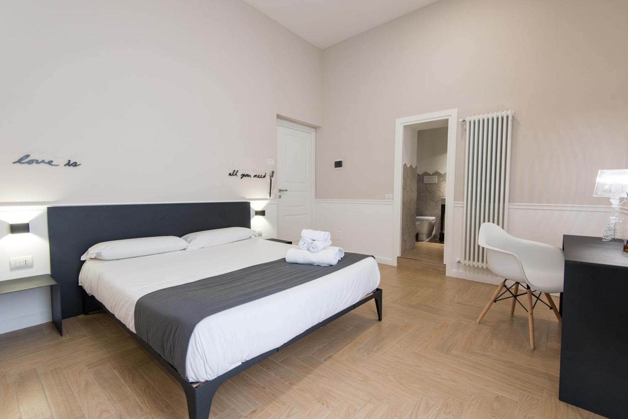 Five Boutique Rooms Nápoly Kültér fotó