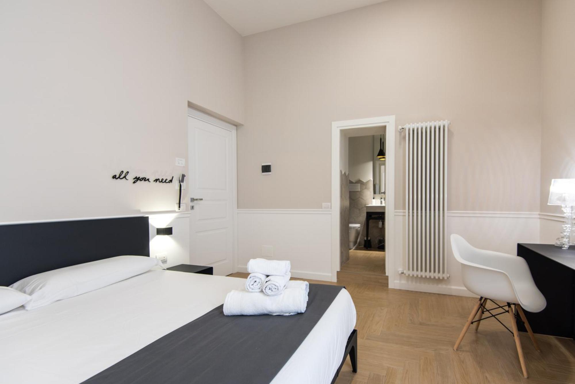 Five Boutique Rooms Nápoly Kültér fotó